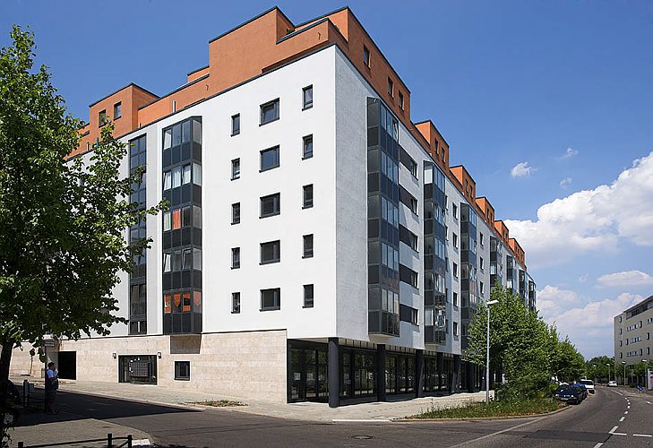 126m² Commercial property in Stuttgart, Germany No. 65013