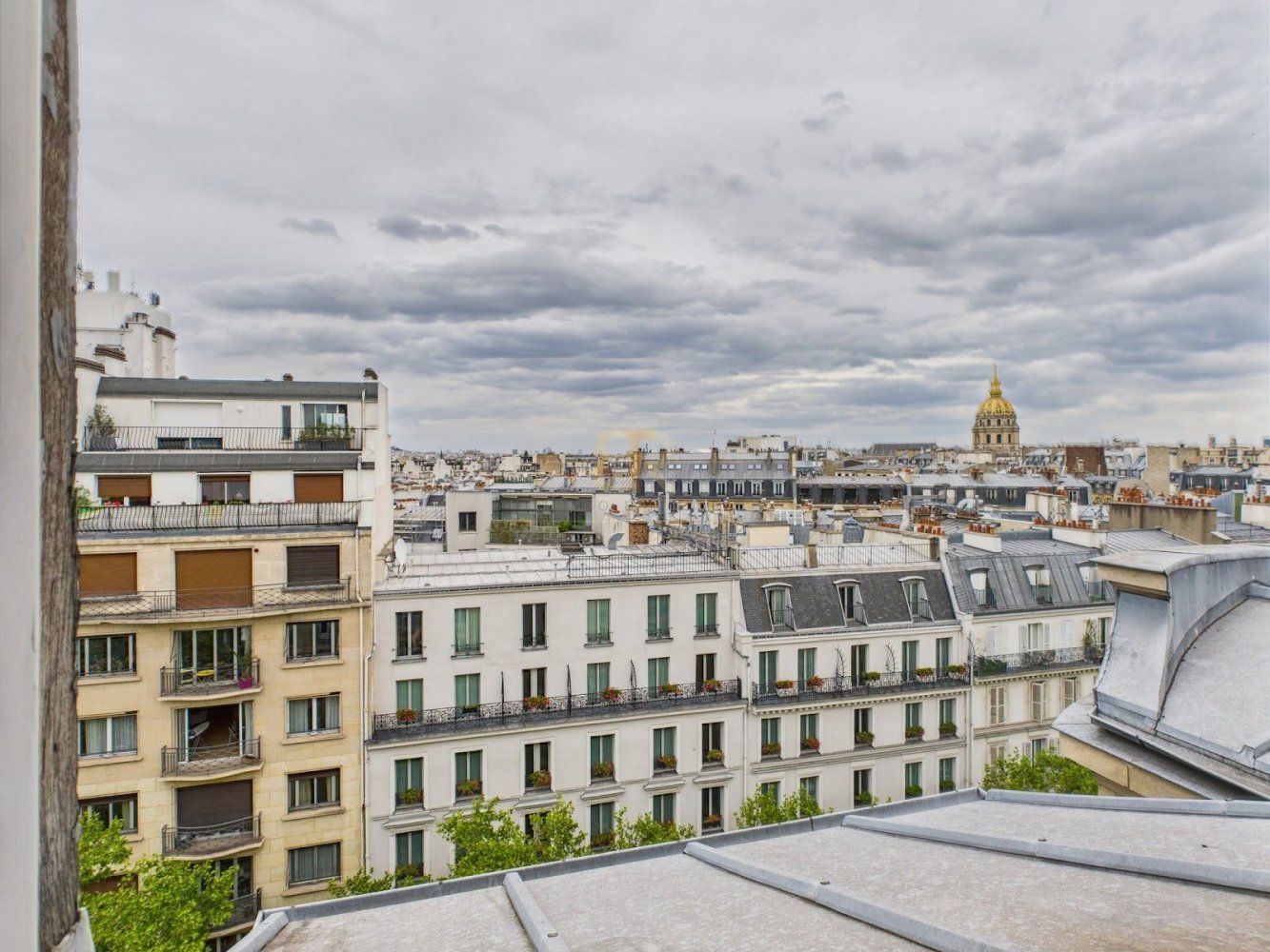 Studio in Paris, France No. 294108