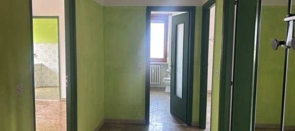 Apartamento de 4 habitaciónes en Alba, Italy No. 306964 4