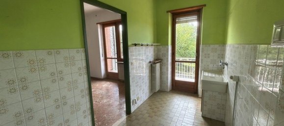 Apartamento de 4 habitaciónes en Alba, Italy No. 306964 8