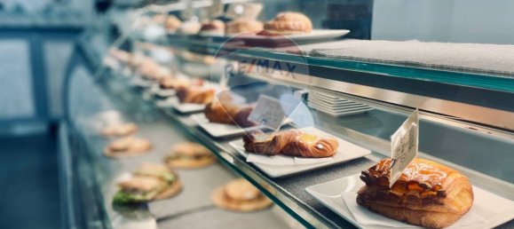 Propiedad comercial de 2 habitaciónes en Poggio a Caiano, Italy No. 356220 2