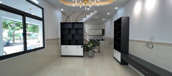 100.8m² Townhouse in District 7, Vietnam No. 15882 5