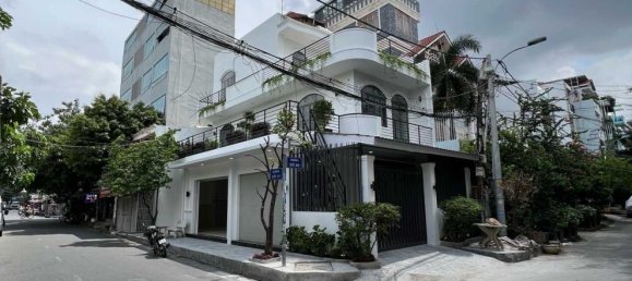 100.8m² Townhouse in District 7, Vietnam No. 15882 2