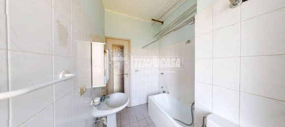 1 bedroom Apartment in Turin, Italy No. 301593 12