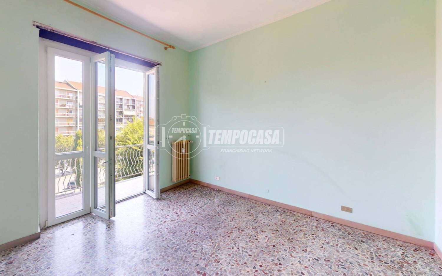 1 bedroom Apartment in Turin, Italy No. 301593