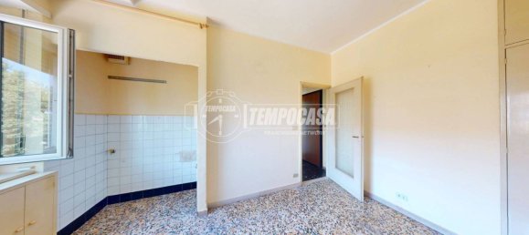 1 bedroom Apartment in Turin, Italy No. 301593 8