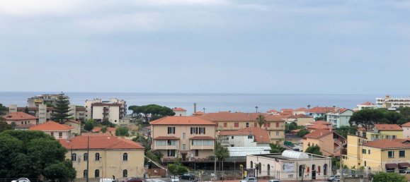 Studio in Ventimiglia, Italy No. 306348 4