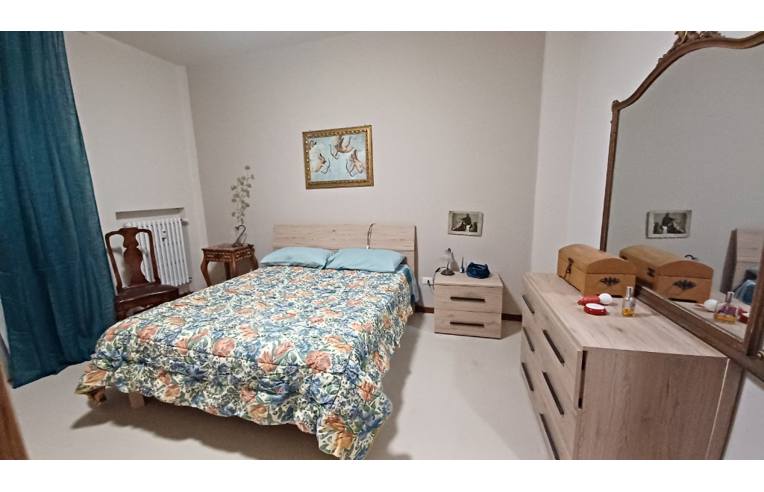 Apartamento de 4 divisões em Pesaro, Italy N.º 252967