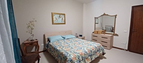 Apartamento de 4 divisões em Pesaro, Italy N.º 252967 2