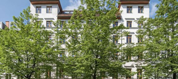 Apartamento de 4 habitaciónes en Mitte, Germany No. 9919 10