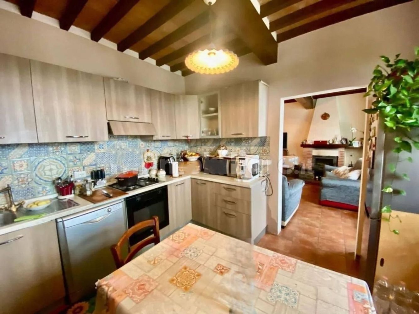 4 bedrooms Apartment in Lucca, Italy No. 401111