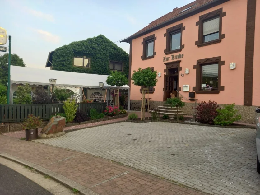 3 Schlafzimmer Gebäude in Merzig-Wadern, Germany, Nr. 25380