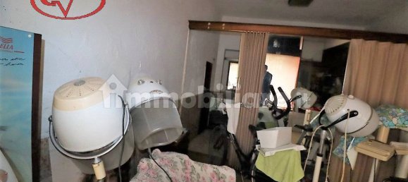 2 rooms Commercial property in Montevarchi, Italy No. 148455 5