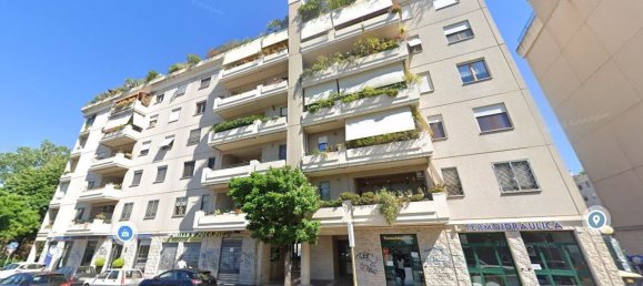 Квартира с 4 комнатами в Рим, Италия № 11222 27