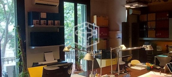 125m² Commercial property in Barcelona, Spain No. 16337 2