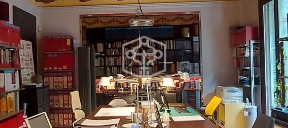 125m² Commercial property in Barcelona, Spain No. 16337 4