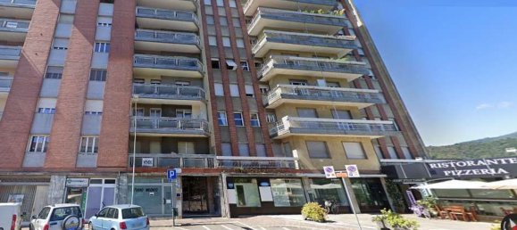 Квартира с 6 комнатами в Боргосезия, Италия № 207608 5