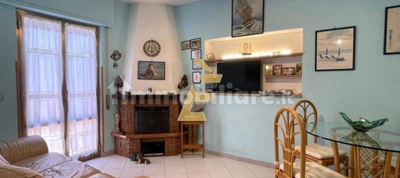 Apartamento T2 em Ardea, Italy N.º 349944 3