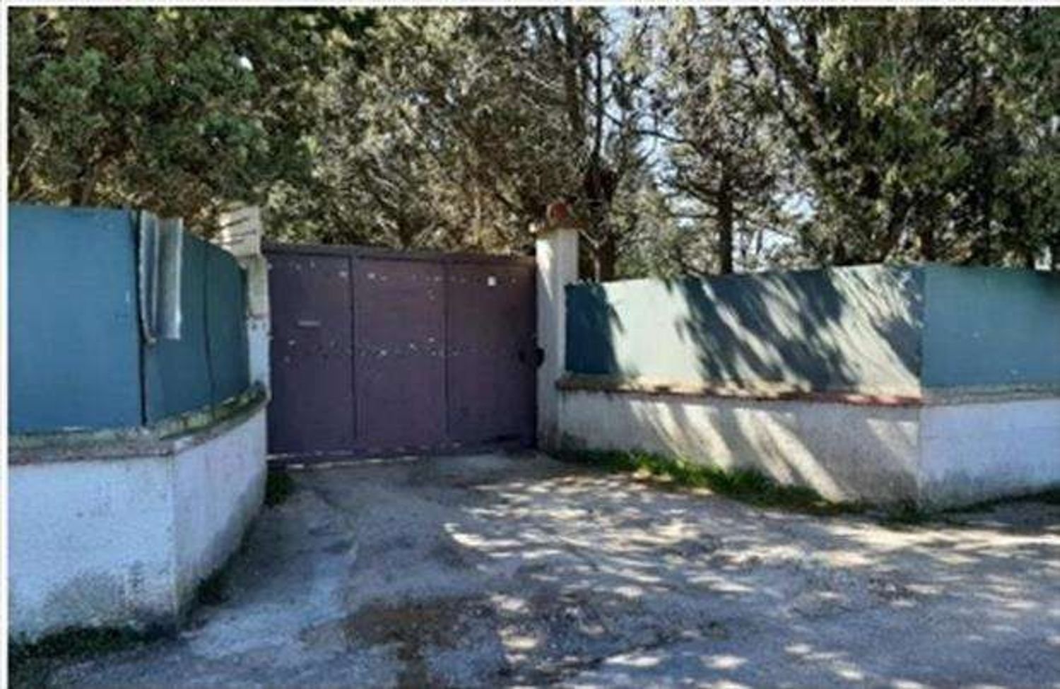 10 rooms House in Campi Salentina, Italy No. 215402