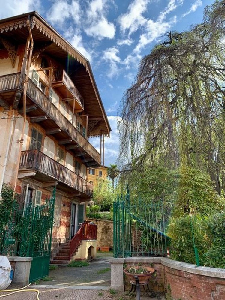 650m² Building in Sordevolo, Italy No. 172542