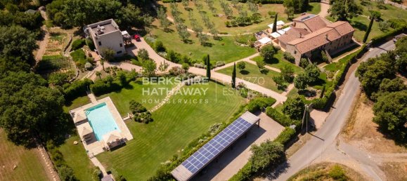 13 bedrooms Villa in Cinigiano, Italy No. 237985 2