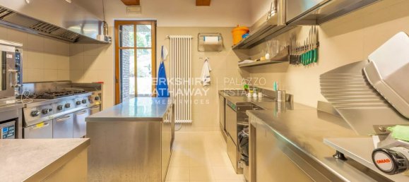 13 bedrooms Villa in Cinigiano, Italy No. 237985 34