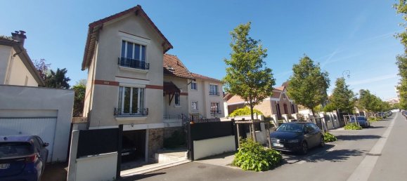 Casa de 2 dormitorios en Chelles, France No. 180886 39