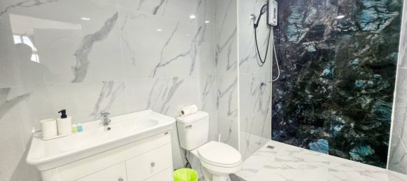 Apartamento com 3 quartos em condomínio em Pattaya, Thailand N.º 141936 14