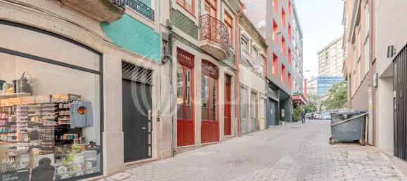 Дуплекс с 1 спальней в Порту, Португалия № 117442 2