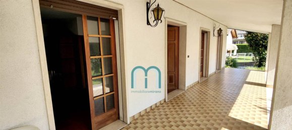 Villa de 3 dormitorios en Salzano, Italy No. 161836 12