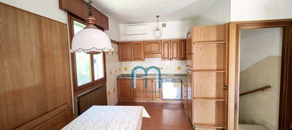 Villa de 3 dormitorios en Salzano, Italy No. 161836 8