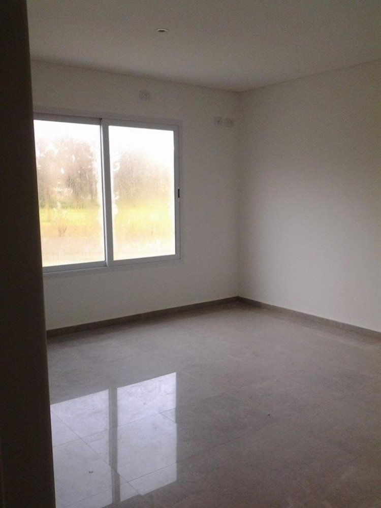 4 bedrooms House in Pilar, Argentina No. 88862