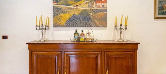 3 bedrooms Apartment in Naples, Italy No. 289268 9