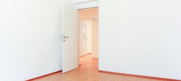 2 rooms Apartment in Wieden, Austria No. 16372 3