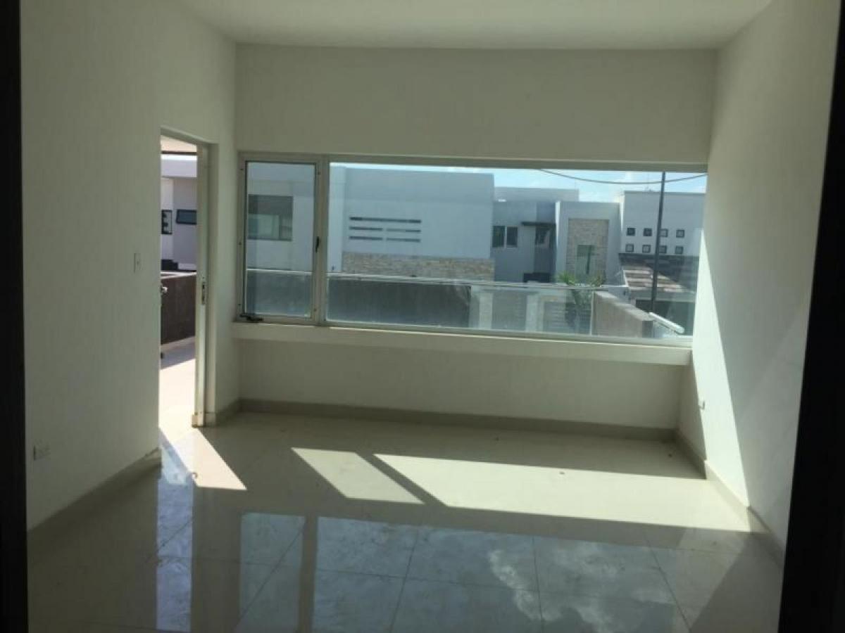 3 bedrooms House in Playa Vicente, Mexico No. 167270