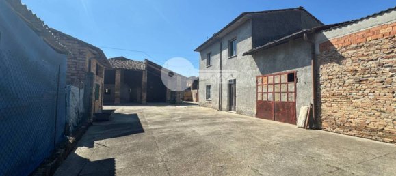 4 bedrooms House in Volongo, Italy No. 310897 36