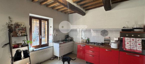 4 bedrooms House in Volongo, Italy No. 310897 14