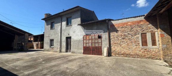 4 bedrooms House in Volongo, Italy No. 310897 39