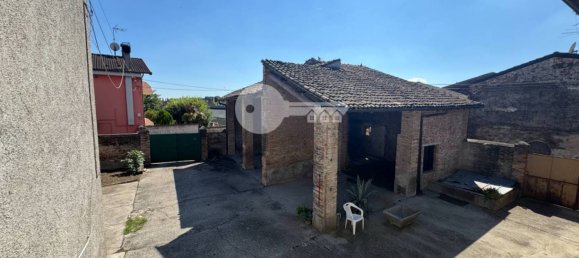 4 bedrooms House in Volongo, Italy No. 310897 30