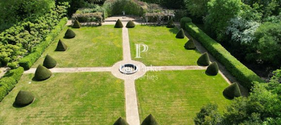 14 bedrooms Castles in Le Mans, France No. 326252 3