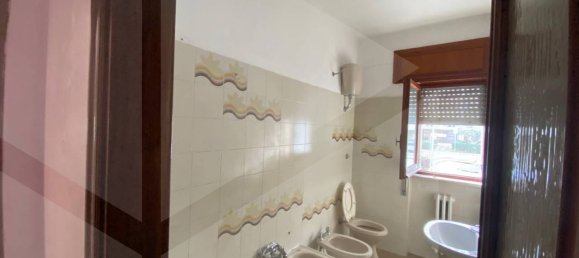 4-salle Appartement à Barletta, Italy No. 23037 11