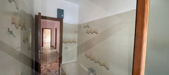 4-salle Appartement à Barletta, Italy No. 23037 10