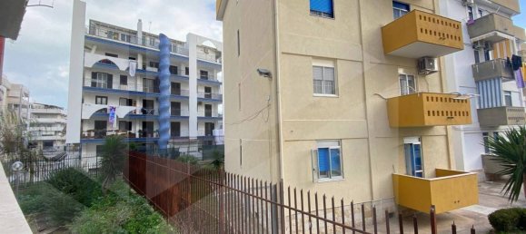 4-salle Appartement à Barletta, Italy No. 23037 20