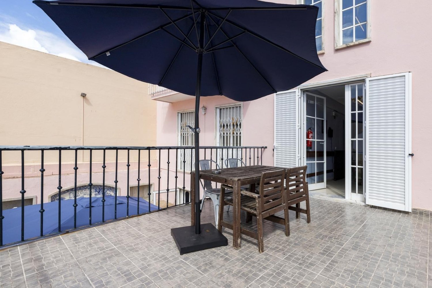 10 bedrooms Villa in Lisbon, Portugal No. 115294