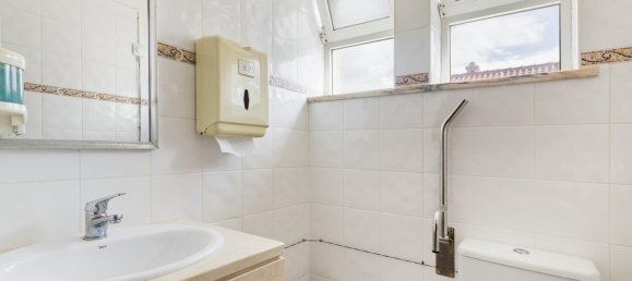 10 bedrooms Villa in Lisbon, Portugal No. 115294 27