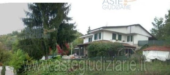 Квартира с 2 комнатами в Покапалья, Италия № 51921 3