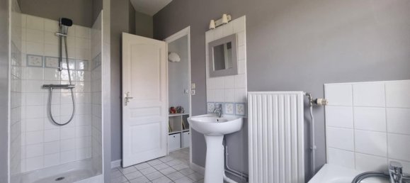 3 Schlafzimmer Haus in Saint-Fuscien, France, Nr. 338120 10