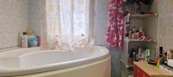 4 rooms Apartment in Giarre, Italy No. 129320 11