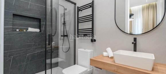 2 bedrooms Apartment in Madrid, Spain No. 93835 11