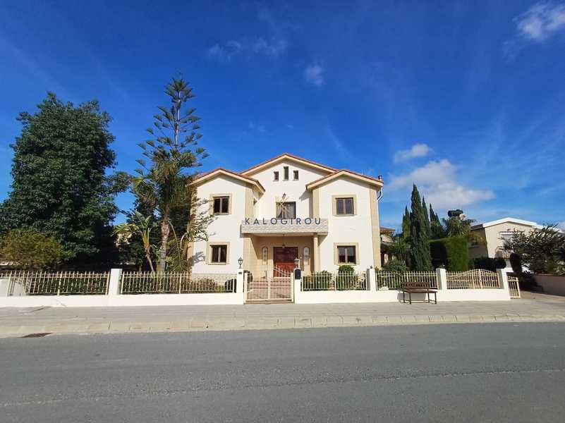 4 Schlafzimmer Gewerbliche Immobilie in Aradippou, Cyprus, Nr. 20365